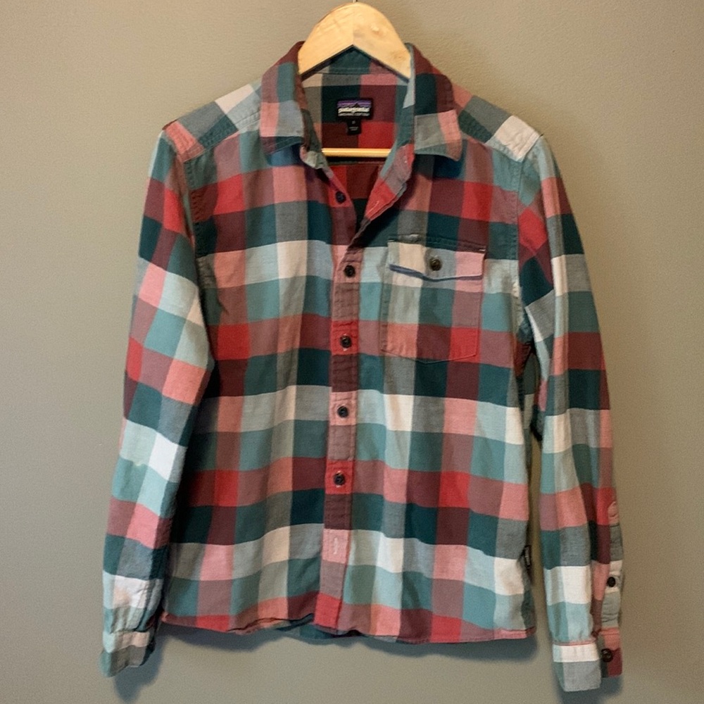 Patagonia plaid button down shirt.  Size small